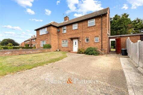 Smallwood Road, Shrub End, Colchester, Essex, CO2