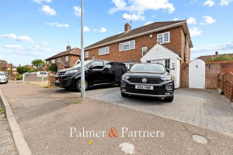 Rudsdale Way, Prettygate, Colchester, Essex, CO3