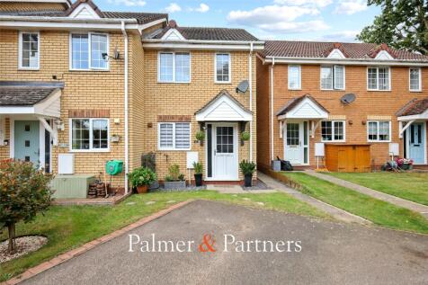 Truswell Terrace, Brantham, Manningtree, Suffolk, CO11