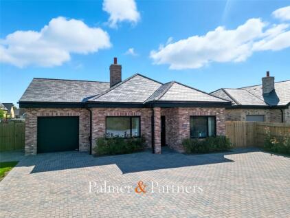 Thorrington Road, Little Clacton, Clacton-on-Sea, Essex, CO16