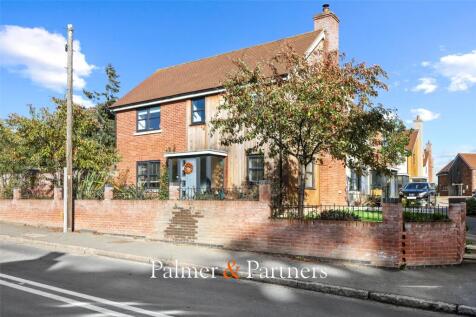 Station Road, Ardleigh, Colchester, Essex, CO7