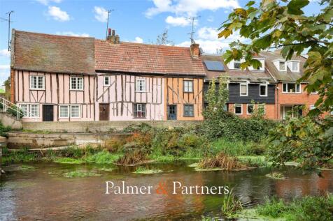 Riverside Walk, North Station Road, Colchester, Essex, CO1