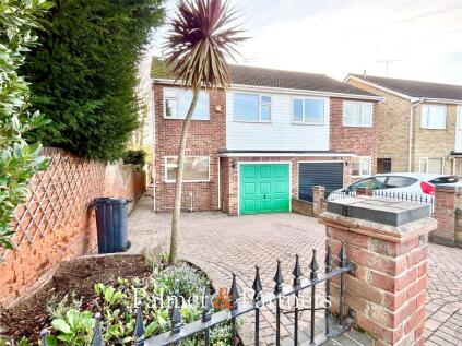 St. Johns Road, Clacton-on-Sea, Essex, CO15