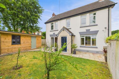 York Road, Broadstone, Dorset, BH18