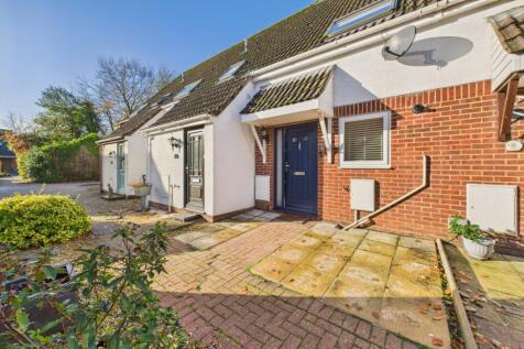 Georges Mews, Corfe Mullen, Wimborne, Dorset, BH21