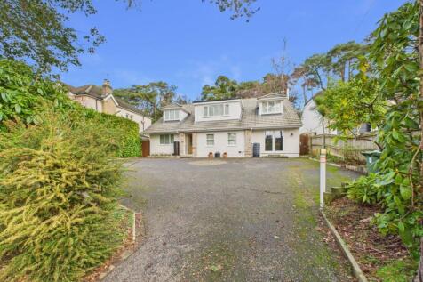 Lower Golf Links Road, Broadstone, Dorset, BH18
