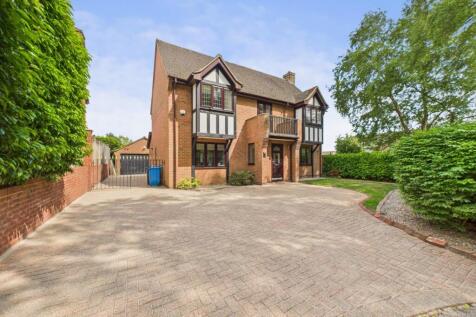 Loders Close, Poole, Dorset, BH17