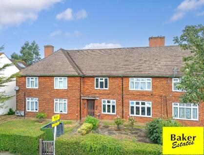 New North Road, Hainault, London, IG6