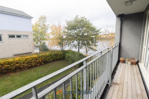 Tynemouth Pass, Gateshead