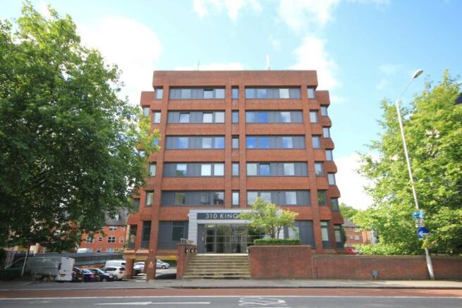 External Shot (Main)