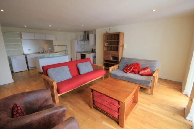 Living Room (Main)