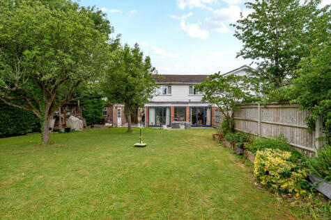 Post Office Lane, Burghfield, Reading, Berkshire, RG30