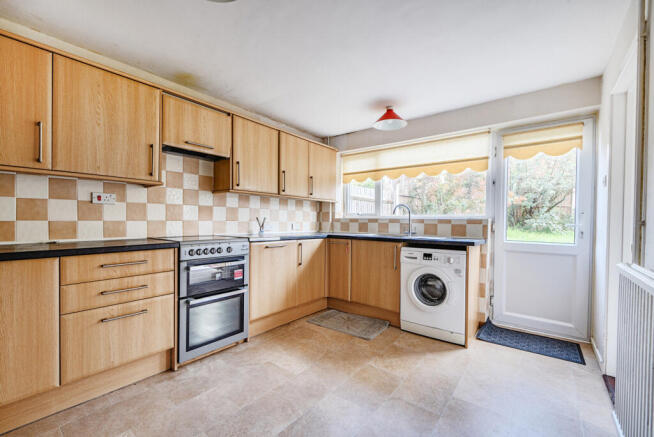 1357962-16-68d3b4...