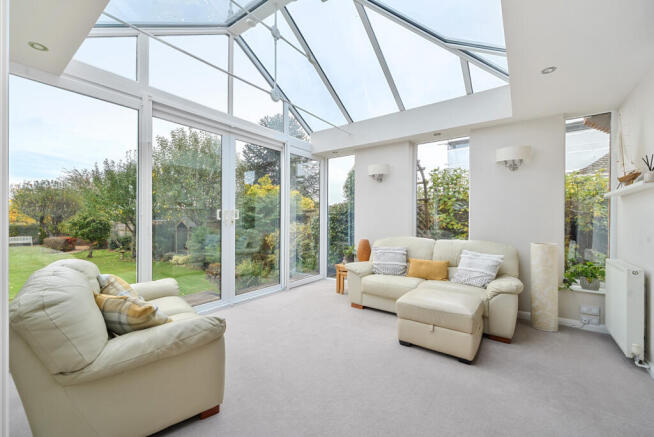 1370642-34-68fa1f...