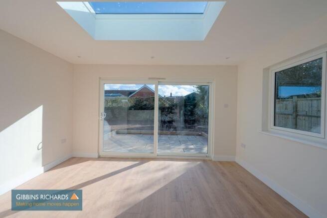 Dining/Sitting Area