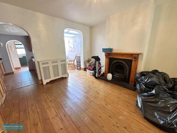 Sitting/Dining Room