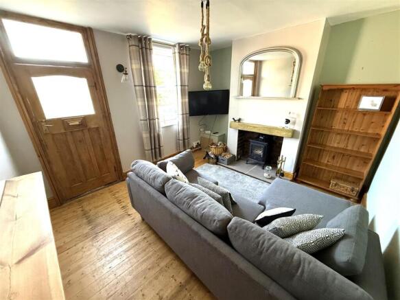 living room a.jpg