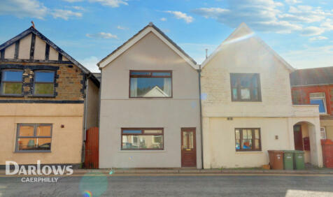 High Street - 3 bedroom terraced house for sale