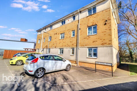 Schooner Walk, Newport