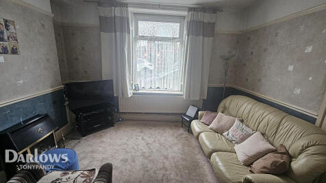 Kenrys Street, Tonypandy CF40