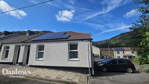 Glanselsig Street, Treorchy CF42