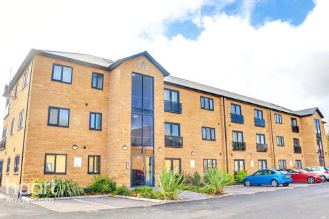 Foxhill Road East, Carlton