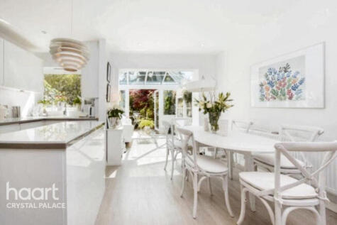 Cranbourne Close, LONDON