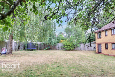 Holland Close, Romford, RM7 7RN