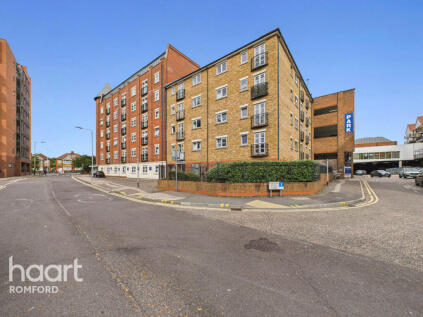 Hazeleigh House, Romford, RM1 1XN