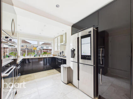 Don Way, Romford, RM1 4YR