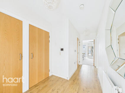 Angel Way, Romford, RM1 1AF