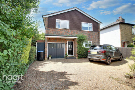 Bridge Road, Chertsey