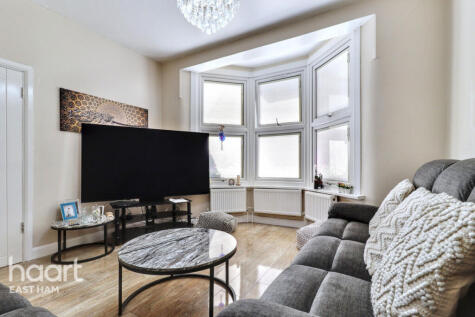 Hatherley Gardens, London