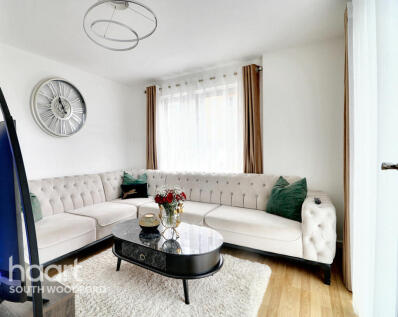 Queen Mary Avenue, South Woodford