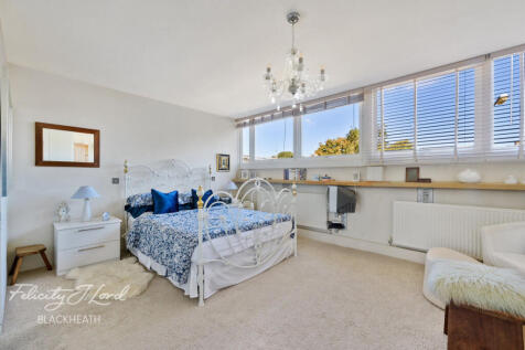 Combe Mews, Blackheath