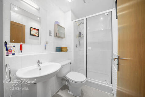 Rosebery Avenue, LONDON