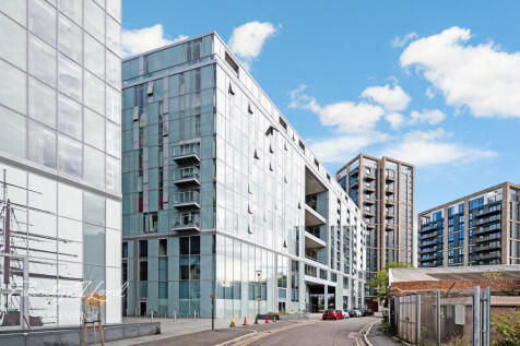 Laban Walk, London SE8