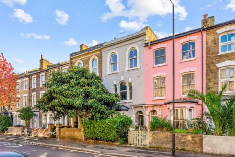 Cricketfield Road, London E5