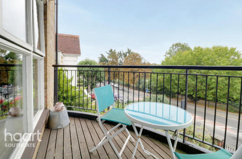 Aldermans Hill, London