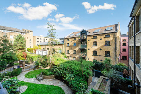 The Circle, Queen Elizabeth Street, SE1