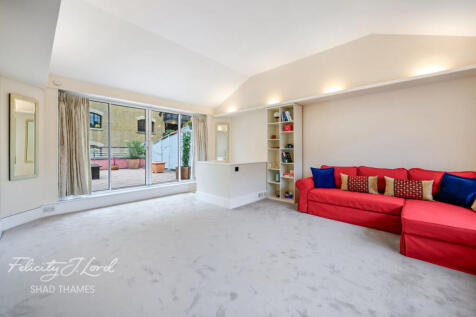 Compass Court, Shad Thames, SE1