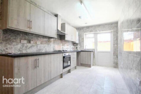 Westbury Avenue, Southall