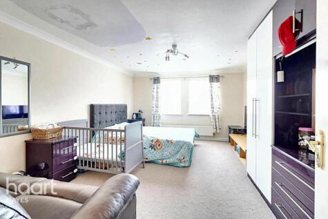 Rose Park Close, Hayes