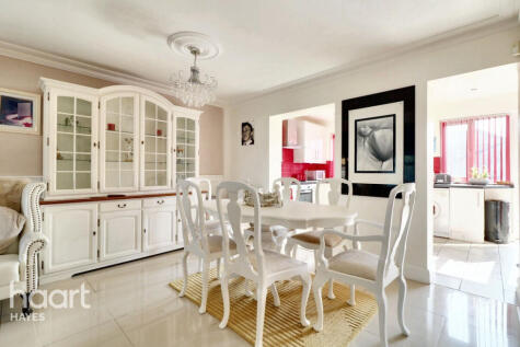 Lansbury Drive, Hayes