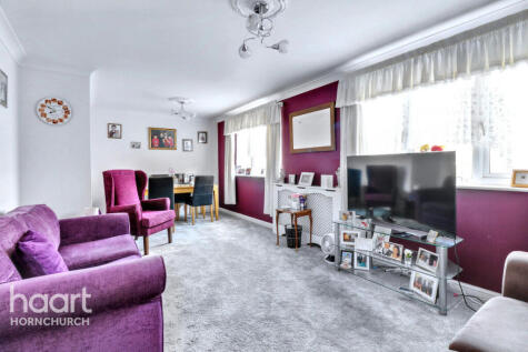 Woburn Avenue, Hornchurch