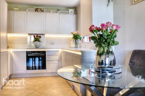 Station Lane, Hornchurch