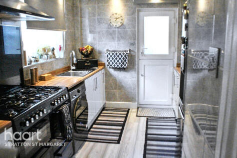 Briery Close, Stratton St Margaret