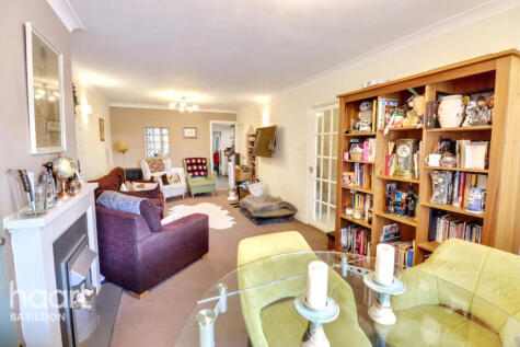 Pound Lane, Basildon