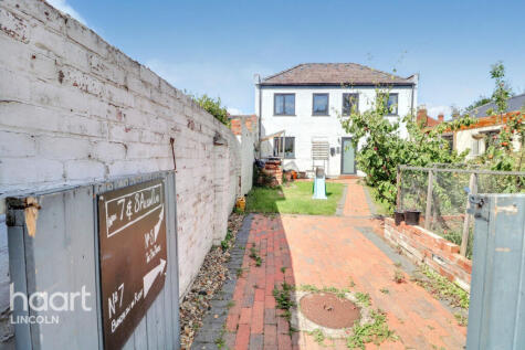 Allison Place, Lincoln