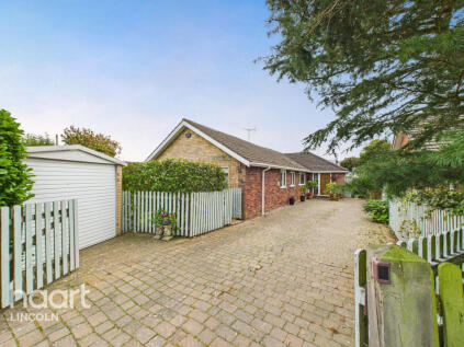 Lotus Close, Waddington